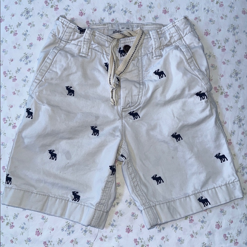 Abercrombie & Fitch Khaki with Embroidered Moose Logo Shorts